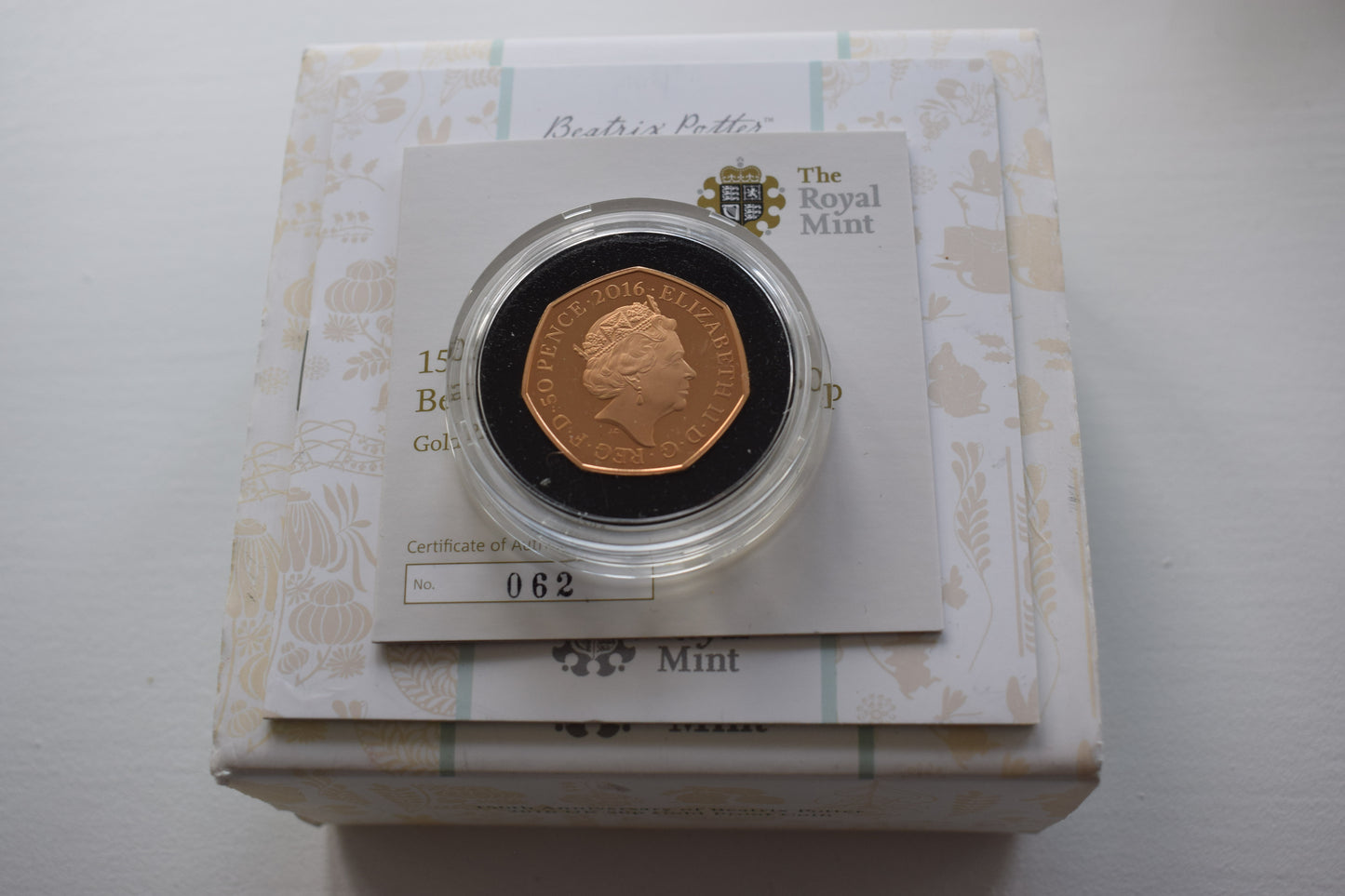 2016 Royal Mint 150 Years Beatrix Potter 15.50 g Gold Proof 50p Coin