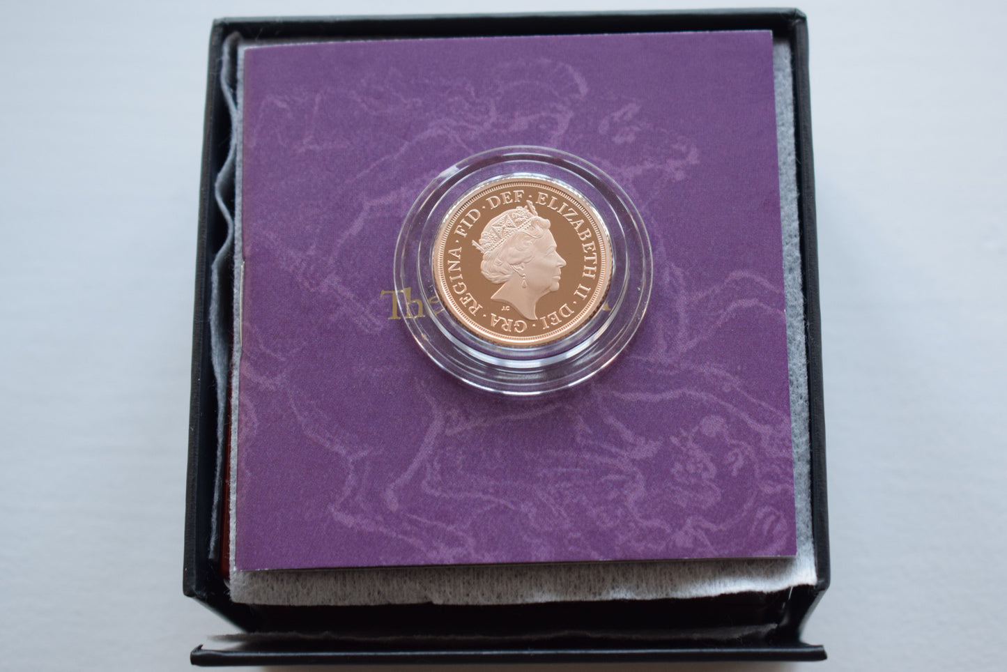 2021 RM QE II George and the Dragon Gold Proof Sovereign