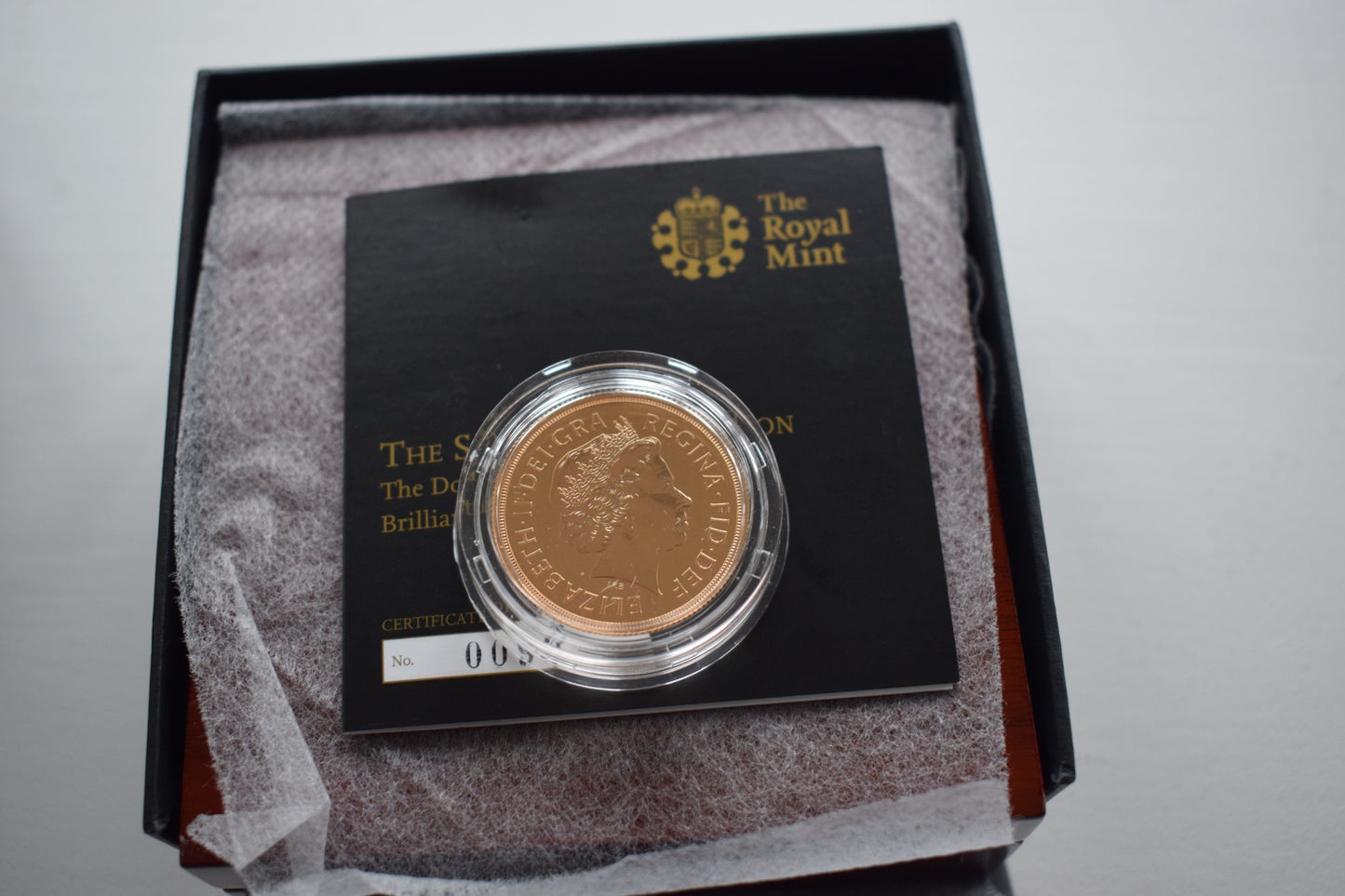 2014 George and the Dragon Gold BU Double Sovereign