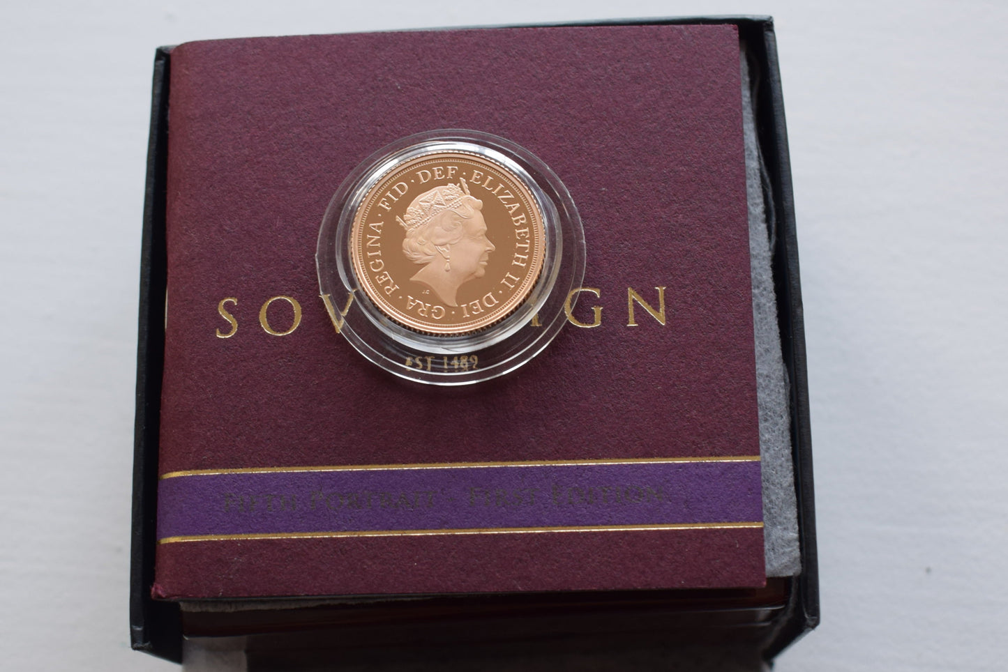 2015 RM QE II First Ed (5th Portrait) (AGW 7.32 g) Proof Gold Sovereign BOX COA