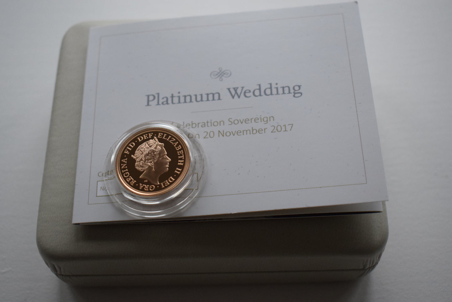 2017 RM QE II Platinum Wedding Anniversary 7.32 Proof Gold Sovereign Box COA