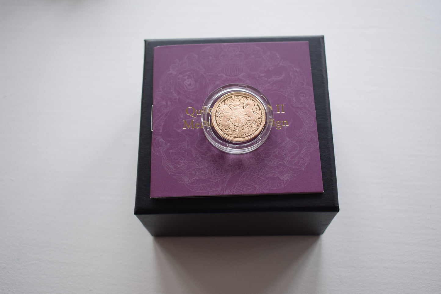 2022 RM QE II Memorial Gold Proof Sovereign Box COA