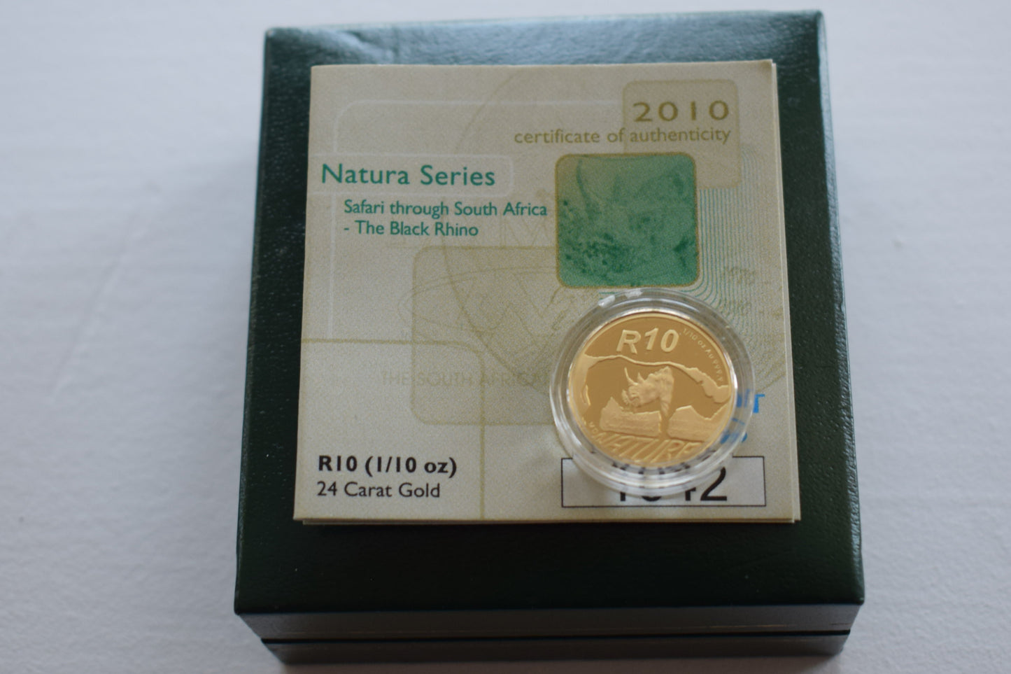 2010 GOLD SOUTH AFRICA 1/10 OZ 10 RAND BLACK RHINO NATURA COIN BOX COA