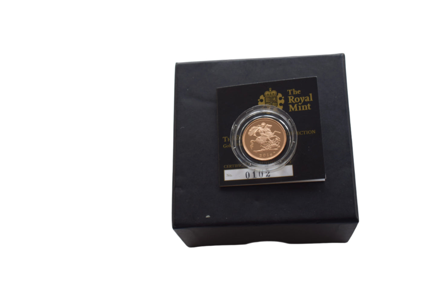 2014 Royal Mint QE II George and the Dragon Sovereign 7.99 g Proof Gold Box COA