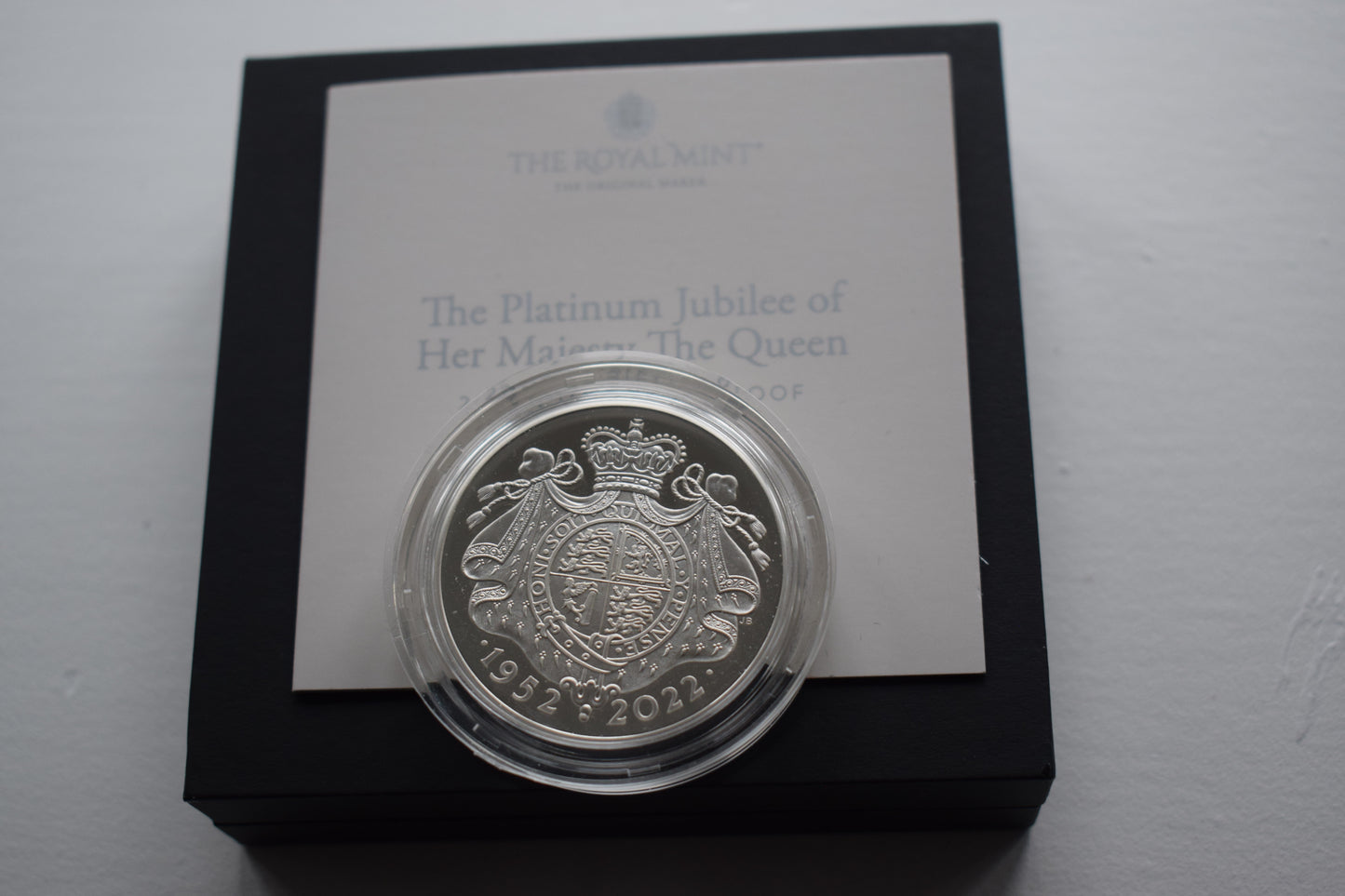 2022 Royal Mint QE II Platinum Jubilee 2 oz Proof Silver Coin Box COA