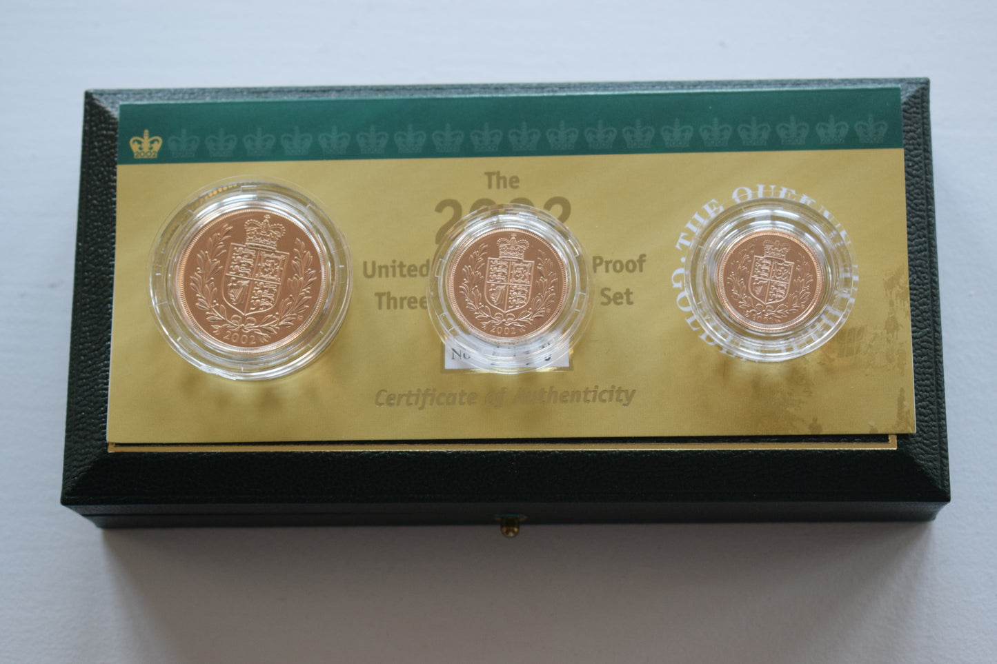 2002 RM Golden Jubilee Design Gold Proof 3 Coin Sovereign Set Box COA