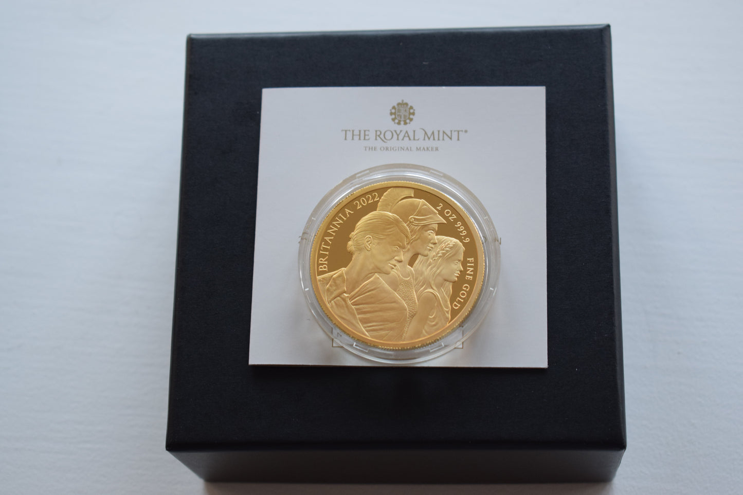 2022 RM QE II Britannia Three Ages Gold Proof 200 Pounds 2 oz AGW 62.20g Box COA